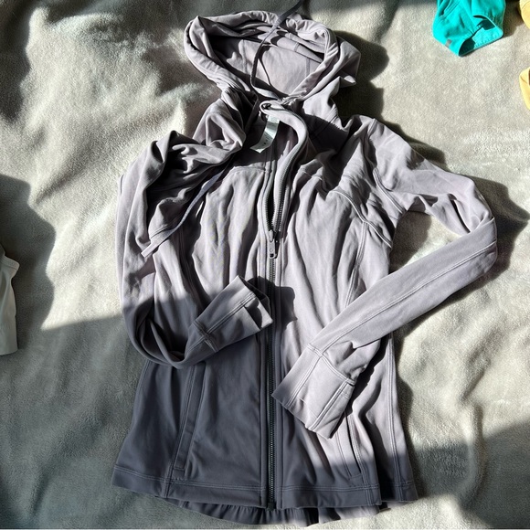 Lululemon Define Hooded Jacket - Picture 1 of 6